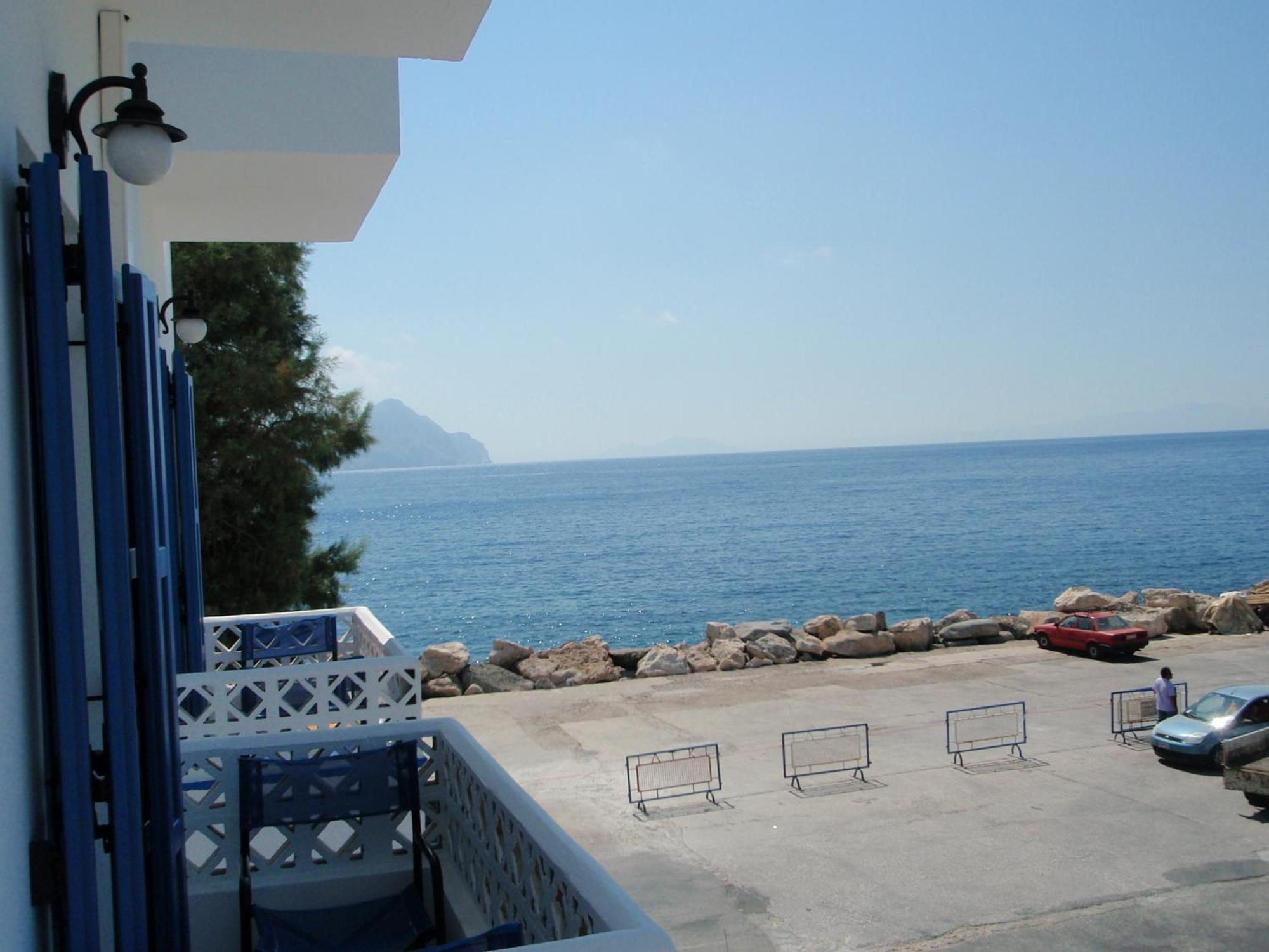 Mike Hotel Aegiali Rom bilde